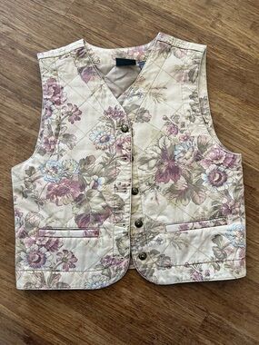 Vintage Liz Wear Floral Quilted Vest Cottagecore Button Front Cream Pastel, Sz S
